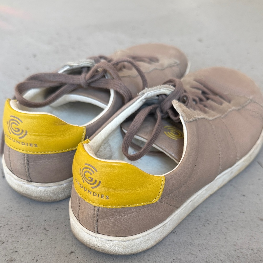 Barefoot Tab and Yellow Sneakers